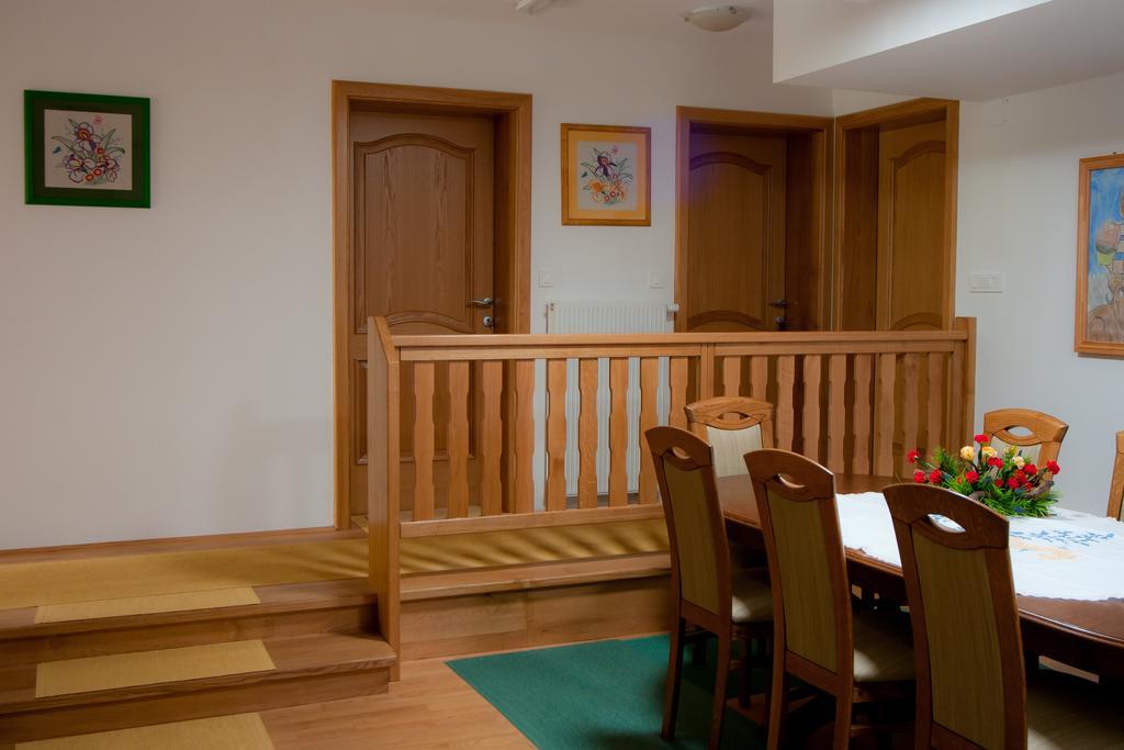 Tourist Farm Ob Izviru Krupe Villa Semic Room photo